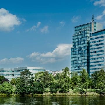 Lighthouse Waterfront Towers, Jankovcova, Prague 7 - Holesovice